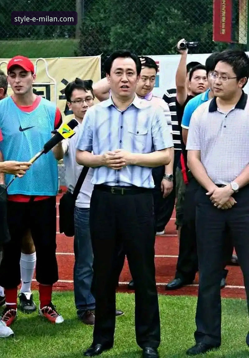 从“金元帝国”到法庭审判：深度解析许家印案与足球商业模式的警示指南